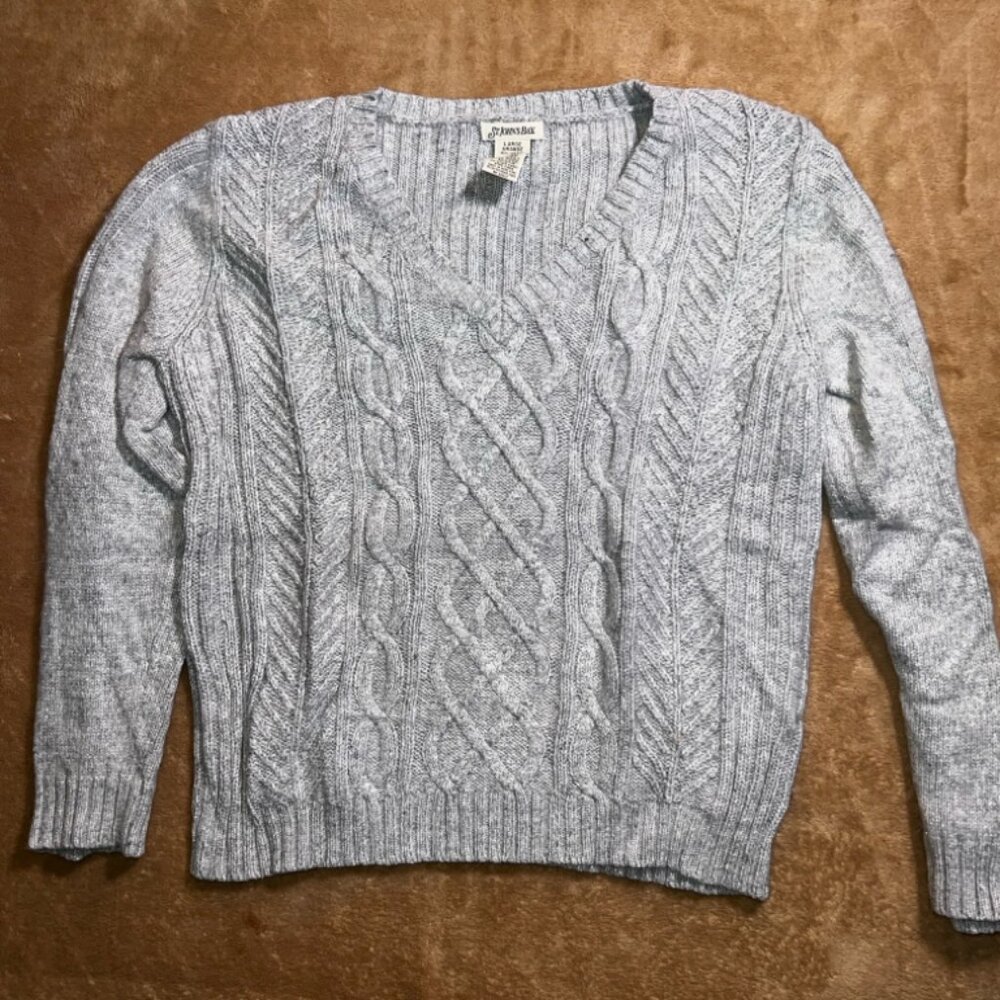St. John's Bay Women Large Metallic Silver Cable Knit V-Neck Pullover Sweater